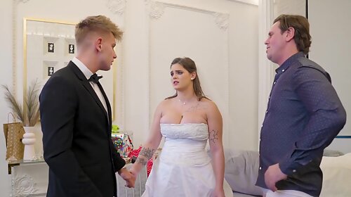 Taylee Wood In Bbw Bride Decided To Cheat On Her Fiance Before The Wedding